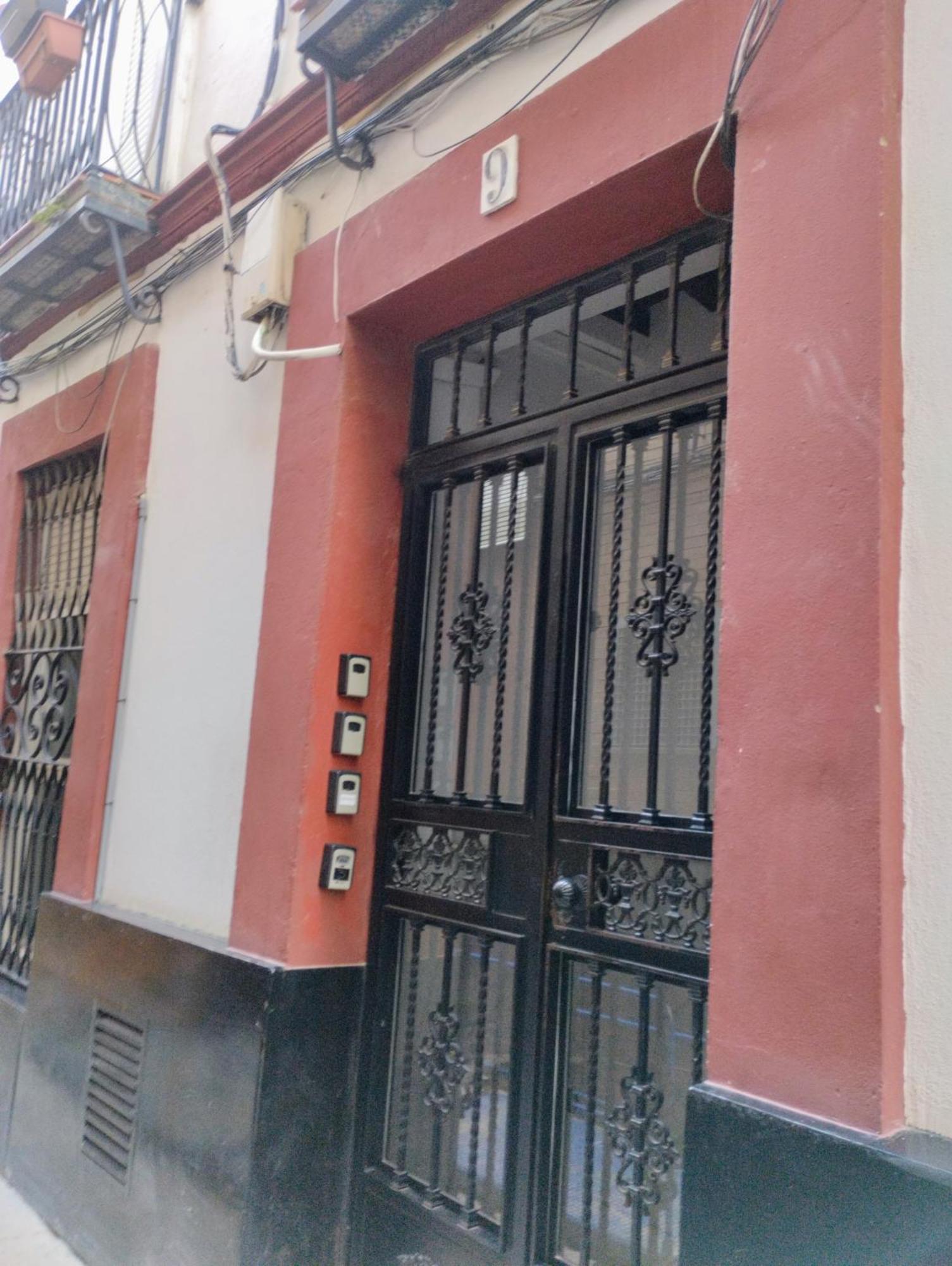 Alojamiento Lanza En El Corazon De Sevilla ภายนอก รูปภาพ